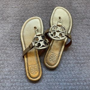 BRAND NEW IN BOX TORY BURCH METALLIC GOLD